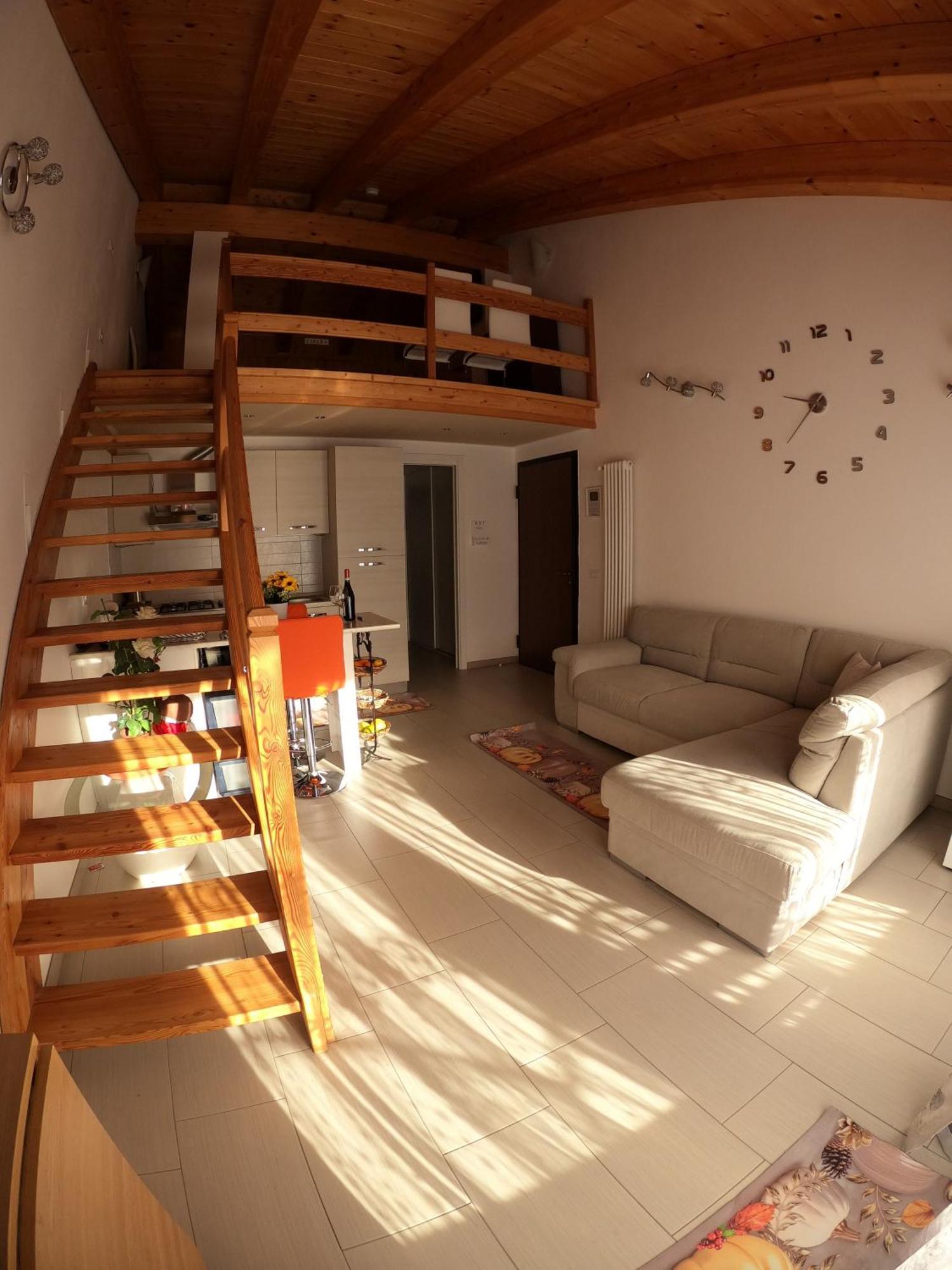 La Villa Gialla Aosta Eksteriør bilde